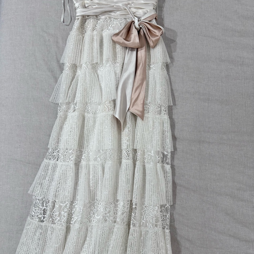 BCBG Elegant White Lace Tiered Dress